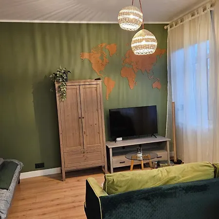 Cozy Cesu 13 Apartment2, Free Parking,self Check In * Riga