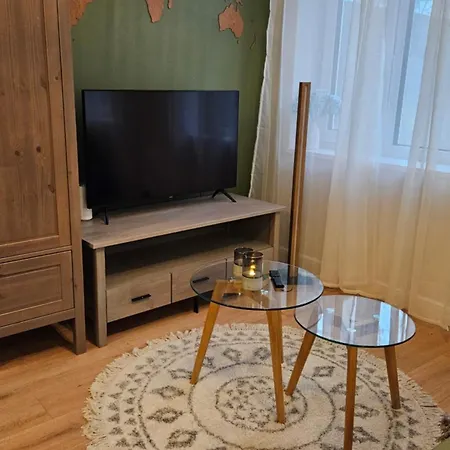 Cozy Cesu 13 Apartment2, Free Parking,self Check In